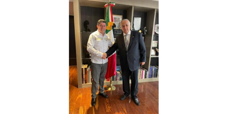 Gestiona la AMAV beneficios para agentes de viajes ante Sectur