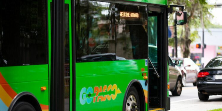 GoPasco ofrece viajes ilimitados a estudiantes en el verano: precio y dónde comprar el 'Summer Haul Pass'