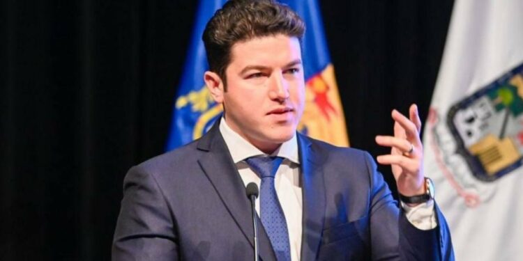 Inversiones no llegan solas: Samuel defiende viajes al extranjero