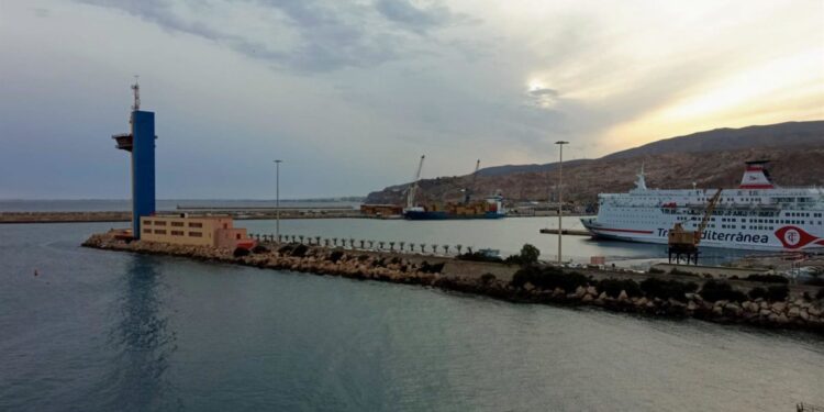 La temporada de cruceros arranca en Almería esta semana con el primero de los 26 atraques previstos