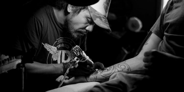 Lanzan el primer crucero temático para amantes de los tatuajes