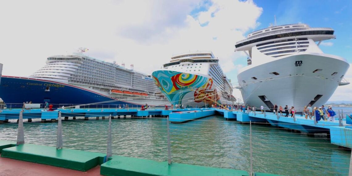 Llegan sobre 14 mil pasajeros de crucero a Viejo San Juan | Locales