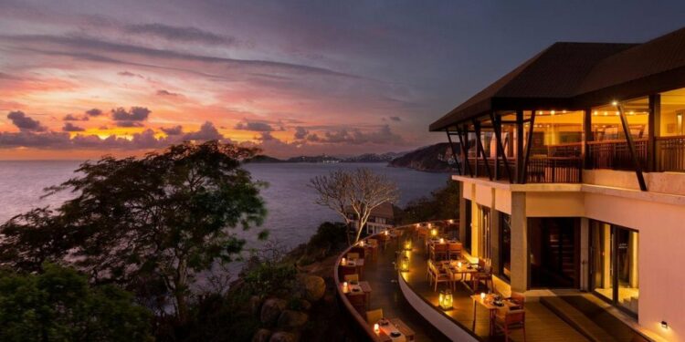 Los 8+1 hoteles más románticos de Acapulco