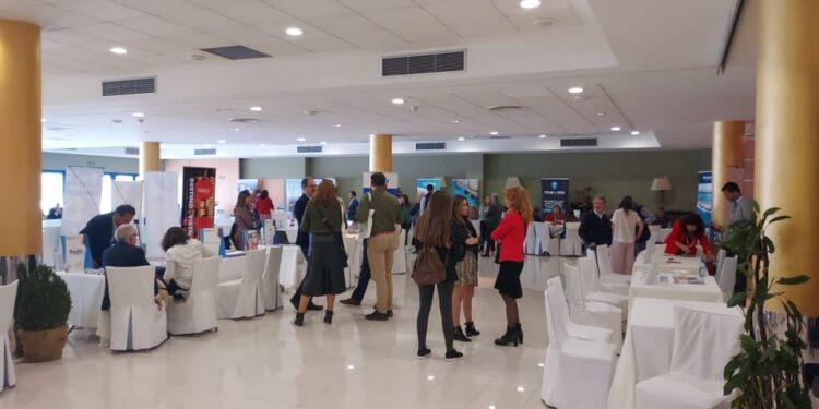 Martí participa en un taller organizado por la Aevav