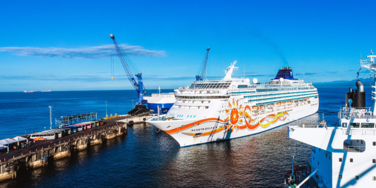 Más de 17 mil turistas deja temporada de cruceros 2022-2023