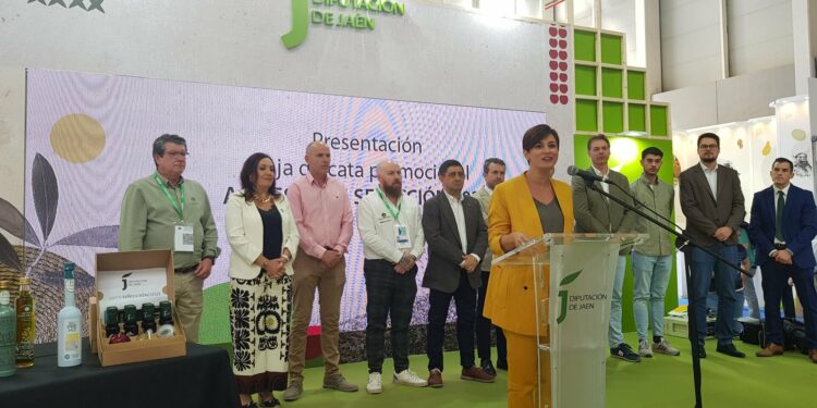 Presentación de lo AOVE Jaén Selección en pequeño formato
