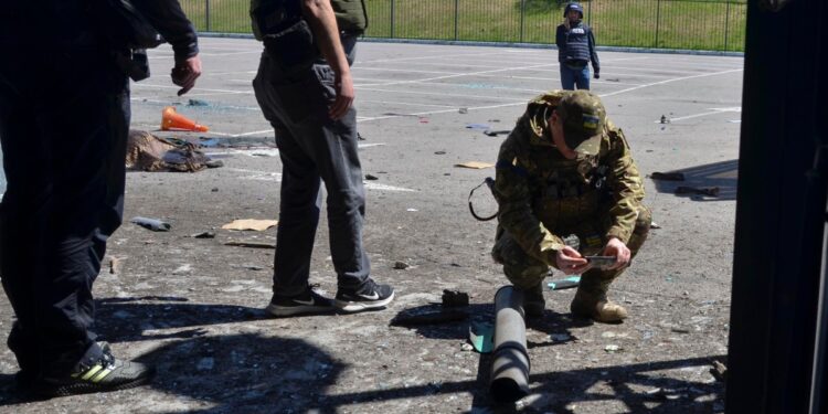 Rusia lanza 30 misiles de crucero – Telemundo Tampa (49)