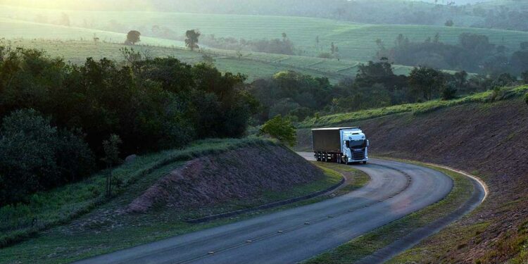 Scania actualiza su control de crucero con anticipación activa