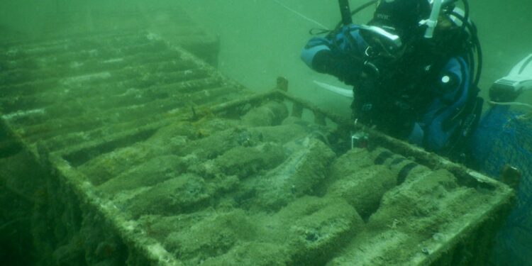 Una cava submarina para conocer los secretos del vino