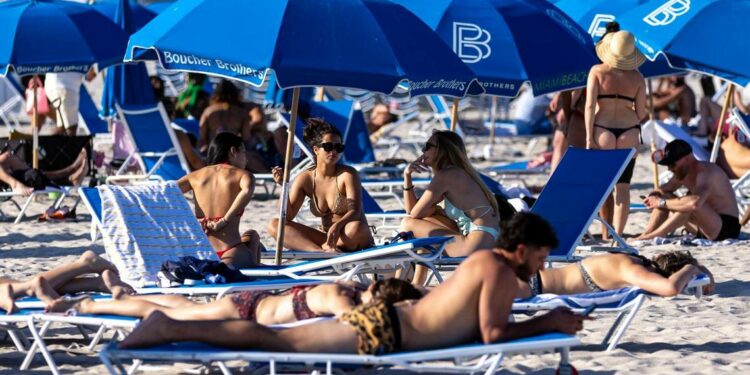Viajes: 57% de residentes en Florida quieren viajar en verano