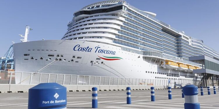 "La música del mar": un crucero gastronómico de Barcelona a Roma con el chef Ángel León