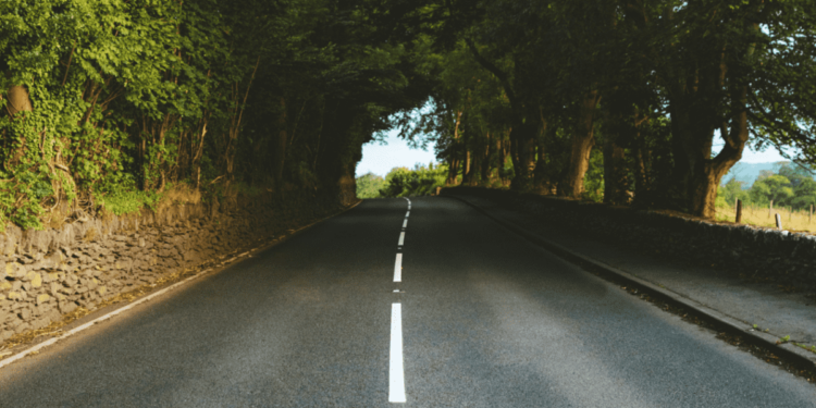 ¿Cuánto tiempo es de Guadalajara a Puerto Vallarta en auto?