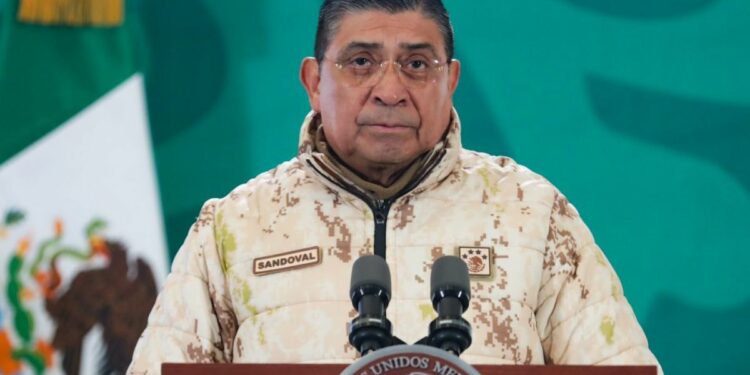 "¿Por qué no se transparentan los viajes familiares de Luis Cresencio?": Rodríguez Reyna