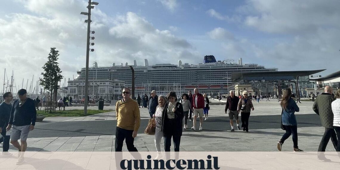 A Coruña adecuará el muelle de Trasatlánticos ante el gran crecimiento de tráfico de cruceros