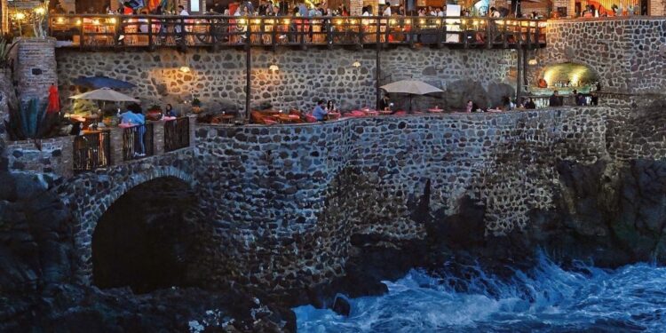 El restaurante de Baja California que destaca por su vista al mar