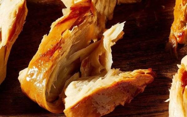 Estados Unidos aprueba venta de carne de pollo creada en laboratorio