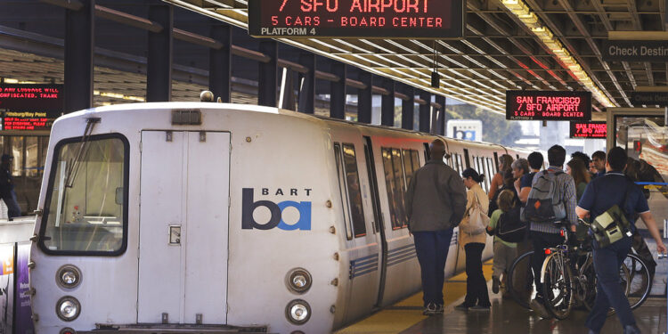 BART aprueba aumentos de tarifas y estacionamiento: ¿Cómo te afectará?