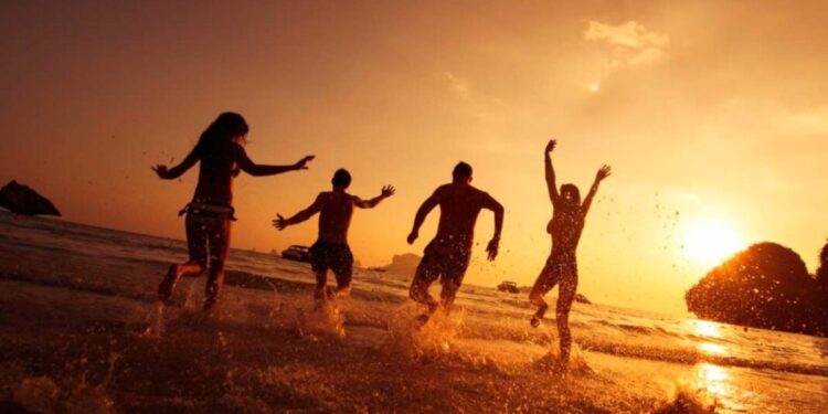 Celebra tu graduación en estos destinos con playas