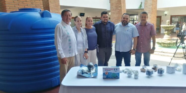 Entregan donaciones para el parque lineal del río Pitillal