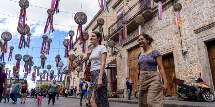 La política turística estatal: su desarticulación, el común denominador