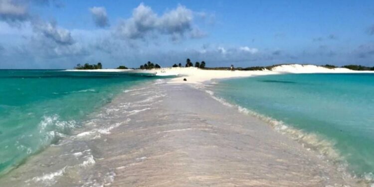 ¿Dónde se ubica el Camino de Moisés?, el destino "bíblico" donde el mar se divide