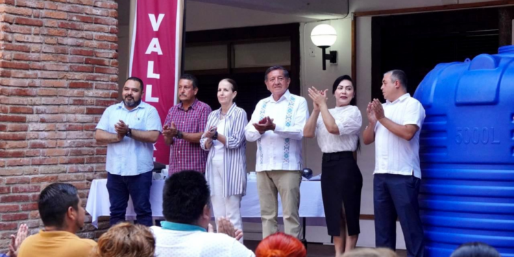 Reciben donación de material para rehabilitación del parque lineal de El Pitillal