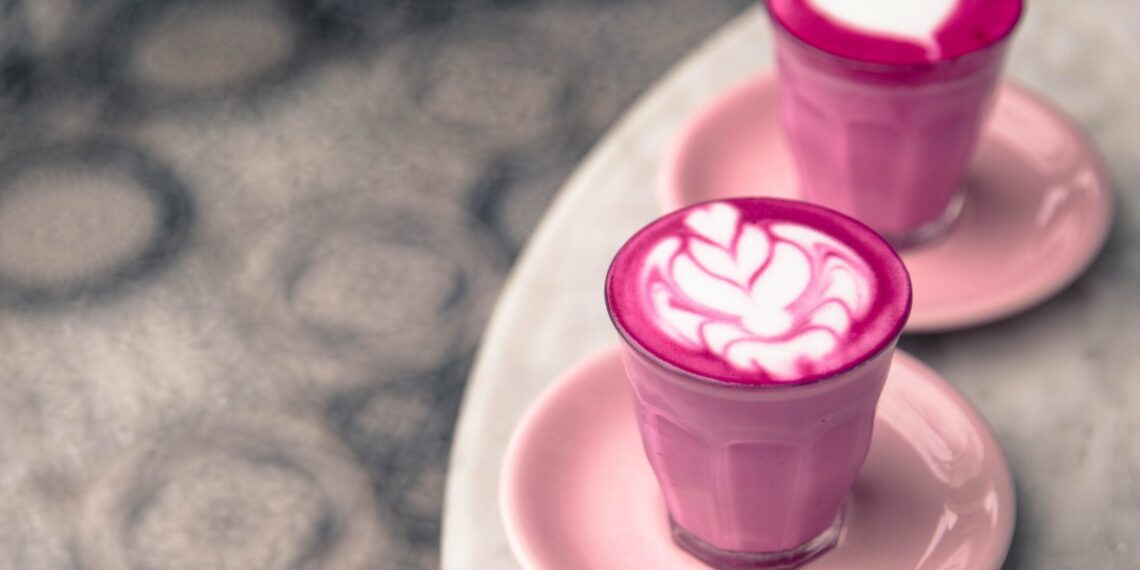 Restaurantes en la CDMX con bebidas en tonos rosa para los amantes de ese color