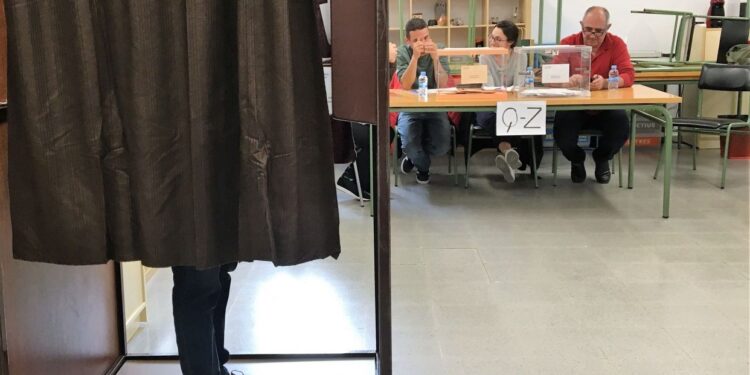 los viajes que te harán librarte de la mesa electoral