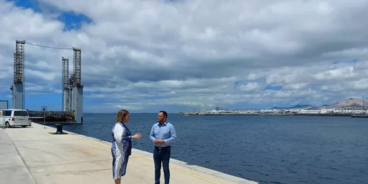 Comienzan las obras para ampliar el muelle de Naos, destinado a cruceros