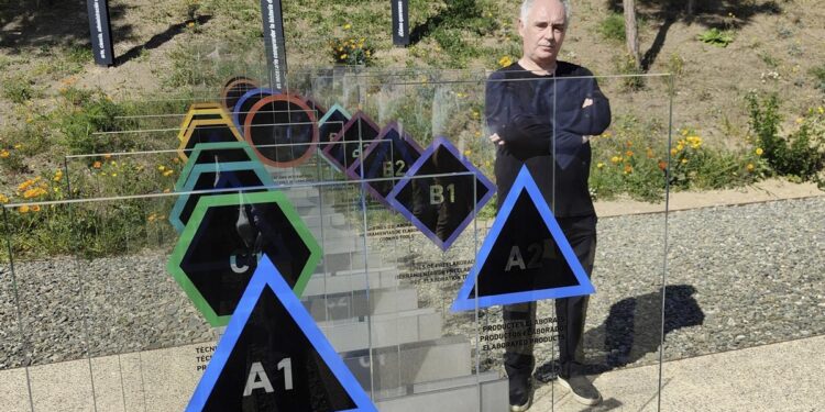 Ferran Adrià recibe un galardón honorífico por difundir la gastronomía catalana en el mundo