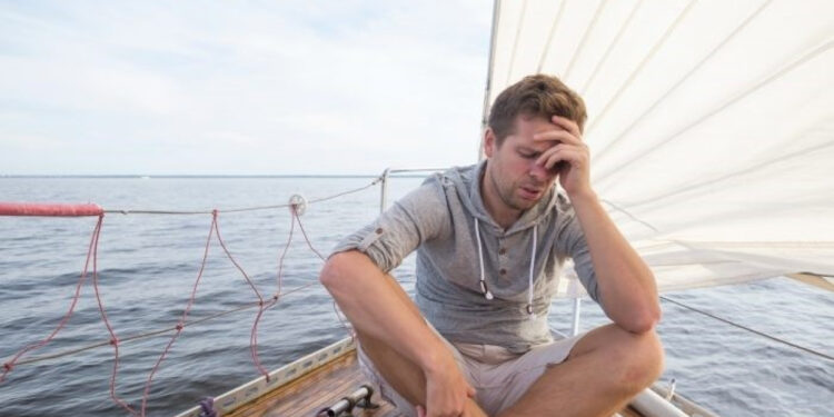 Cinco consejos prácticos para evitar el mareo en alta mar