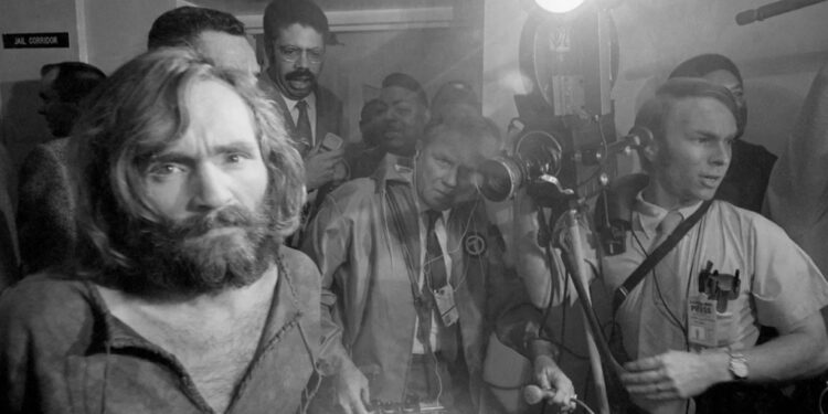 'Los Ángeles de Charles Manson', una guía turística por la ciudad de la revolución y el delirio