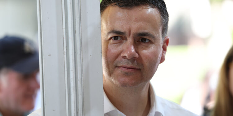 Héctor Gómez se mantiene "optimista" en encontrar una solución para evitar el cierre de Siro en Palencia