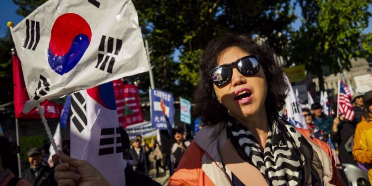 Entra en vigor la aplicación del sistema internacional para calcular la edad de la población en Corea del Sur