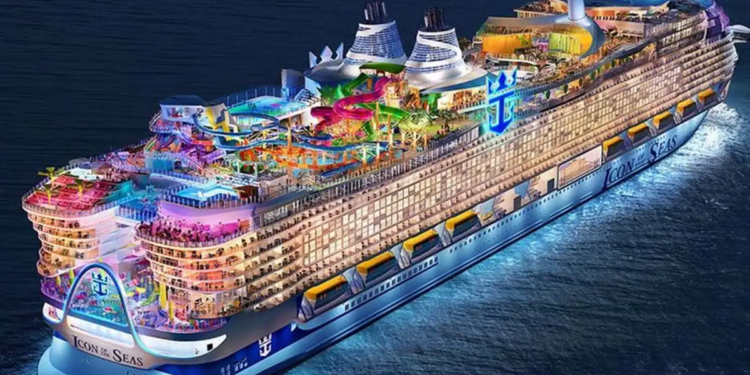 Así es por dentro el Icon of the Seas, el crucero más grande del mundo que navegará en 2024