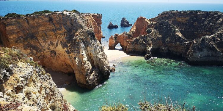 Los mejores destinos para viajar en junio