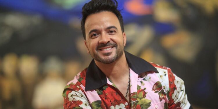 Luis Fonsi será el padrino del crucero Norwegian Viva