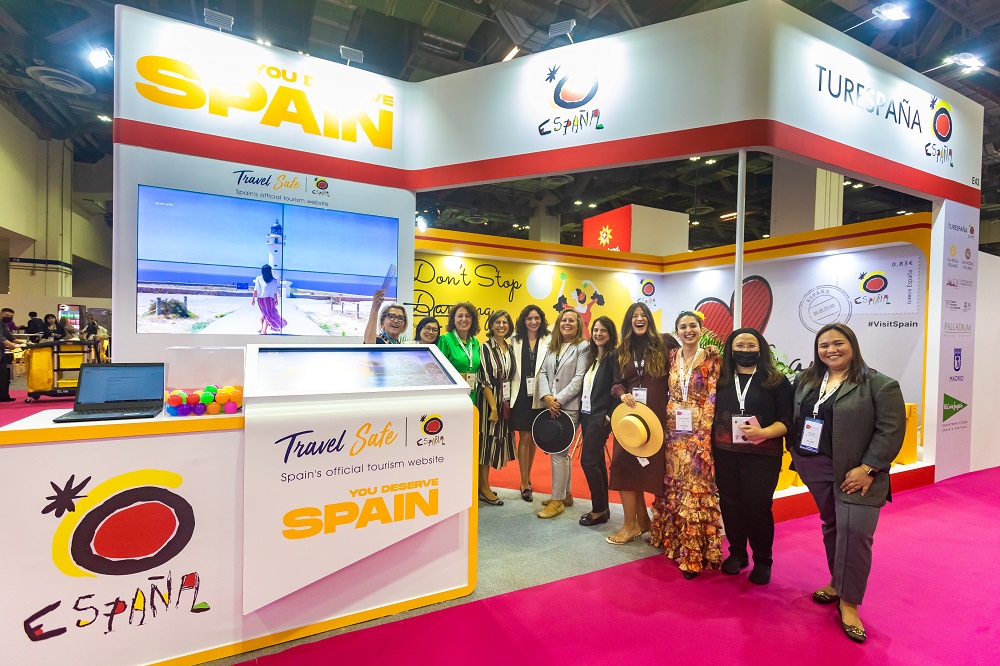 Madrid promotes its tourist attractions at the Virtuoso Asia Forum in Singapore Dimension