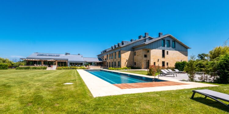 Artiem Asturias, Hotel Oficial del CSI Maeza 2023