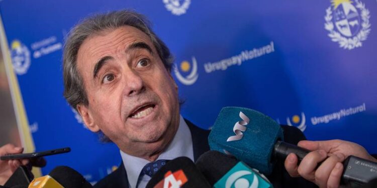 Ministerio de Turismo pidió a la ANEP que no se ponga falta a los niños que tengan viajes programados para la semana original de vacaciones | la diaria
