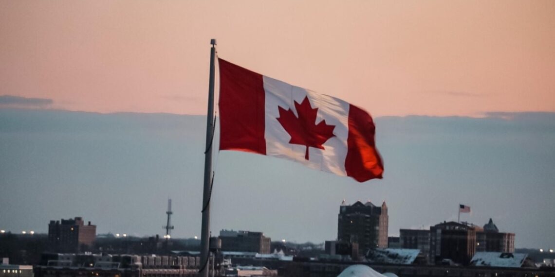¿Vivir en el extranjero? Las mejores ciudades de Canadá para mudarse del país