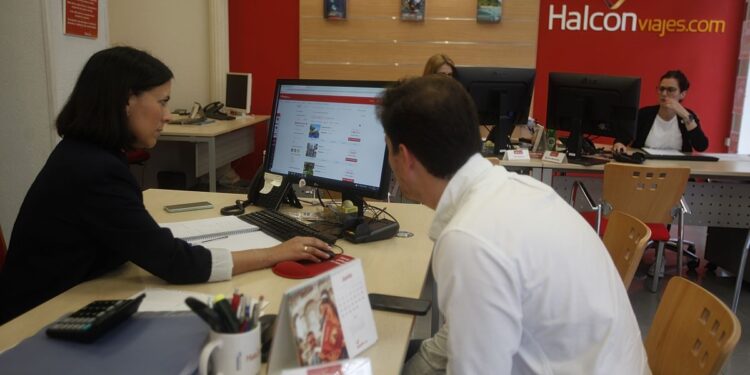 Los ourensanos vuelven a viajar como antes del covid, pese al alza de precios