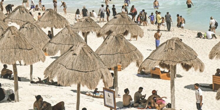 Quintana Roo asiste a la feria turística de Miami