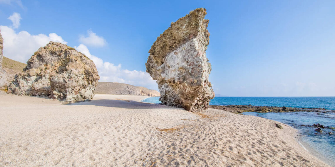 El sorprendente nombre de la playa más bonita de Almería
