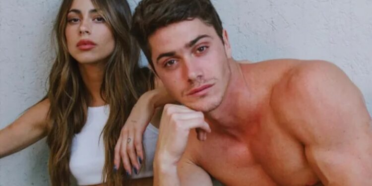 Quién es el hermano modelo de Tini Stoessel: fitness, viajes y amigo de Rodrigo De Paul