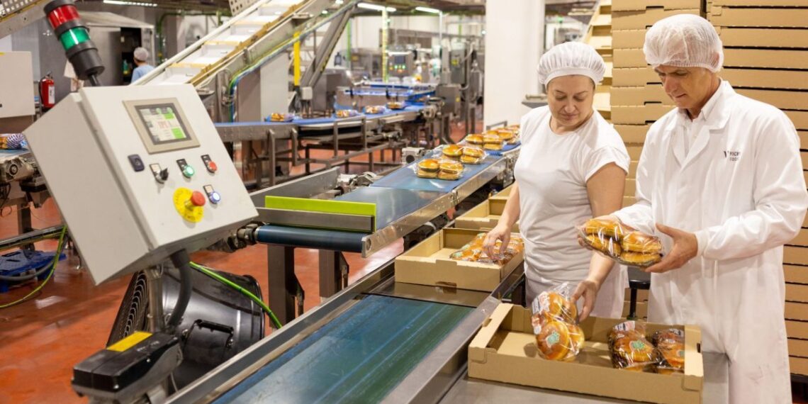 Vicky Foods ultima una app para transportistas para trazar los repartos en tiempo real – El Mercantil
