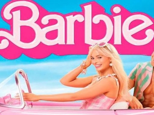 Volaris y Warner Bros. Pictures diseñan el fuselaje de un avión inspirado en la película Barbie