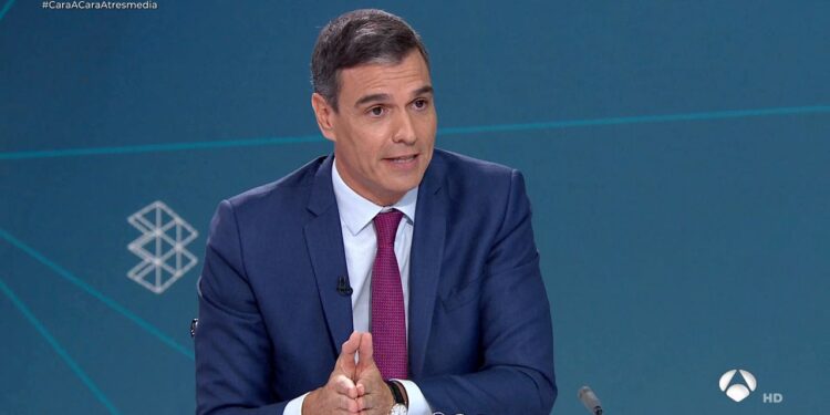 "Lo usamos para apoyar a Ucrania, Aznar para declarar una guerra ilegal"