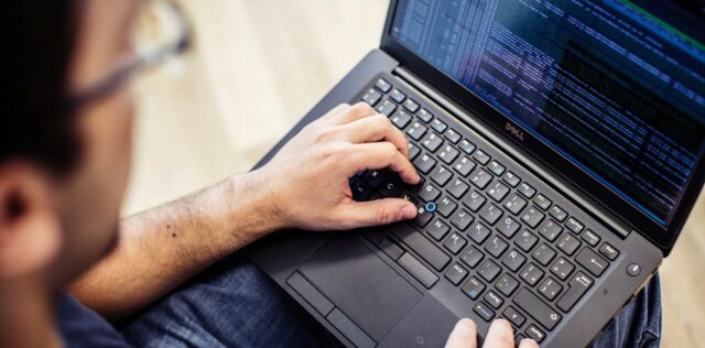 Despegar implementa en Colombia pago con criptomonedas