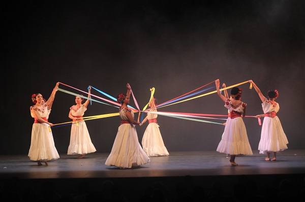Danzatlán en su sexta edición culmino con la funcion de gala «Elisa y Amigos» celebrada en la ciudad de Puebla